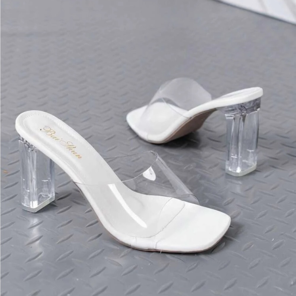 8.5 chunky heel